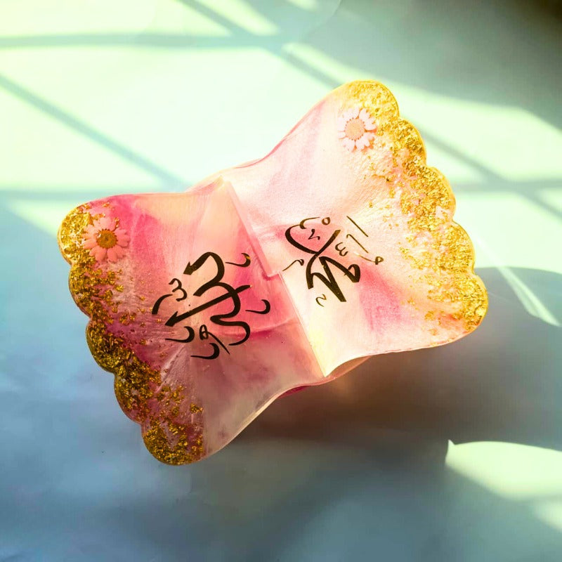 Noor-e-Muhabbat Resin Rehal – Pink & Gold Elegance