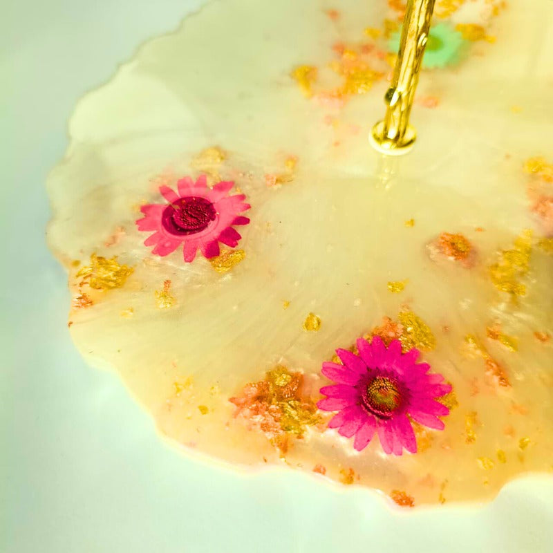 Blossom Luxe 3-Tier Resin Stand – Real Flower Elegance